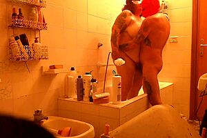 uhh fuck... my shower boobs feel so damn good gettin' wet n' bouncy!!