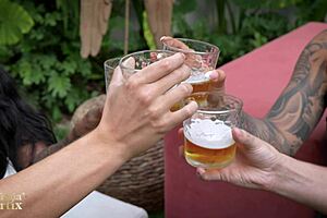 we're swingers swapping wives outdoors - mariana marix brady bud yasmina khan yeri blue get pounded 😵‍💫