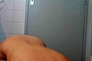 Slave's wild uro humiliation ends in facial