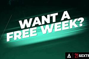 Cute Zazie dives deep into Granny Franny's pussy & butthole 👅🍑💦