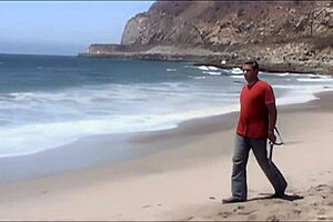 auroara snow rides monster cock outdoors in fishnets to gaping creampie!!