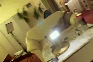 hey babe caught her masturbating juicy shaved pussy for outdoor selfie vid