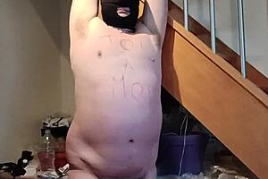 maîtresse kantalis dominates bound slave maid with toilet humiliation!