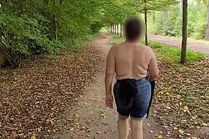 busty milf flashes her saggy naturals outdoors 😏🍈🍈