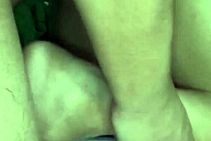 wanna pound this big-assed milf's wet pussy to anal creampie?