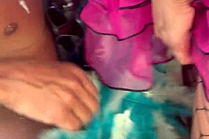 wanna see me fuck on tree at carnival swallowing stranger's load?