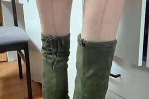 elza koms rips clothes high boots fetish domination!