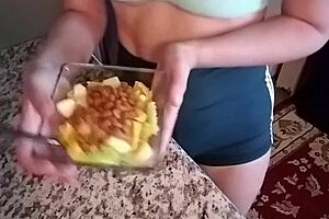 Melita's spicy short shorts cooking scene